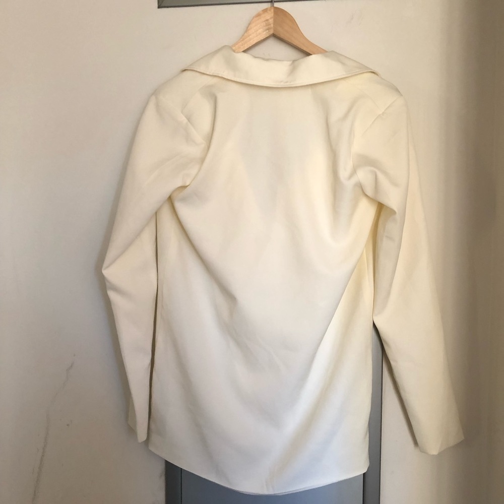 Prettylitttlethings One-button Blazer - Picture 2 of 9